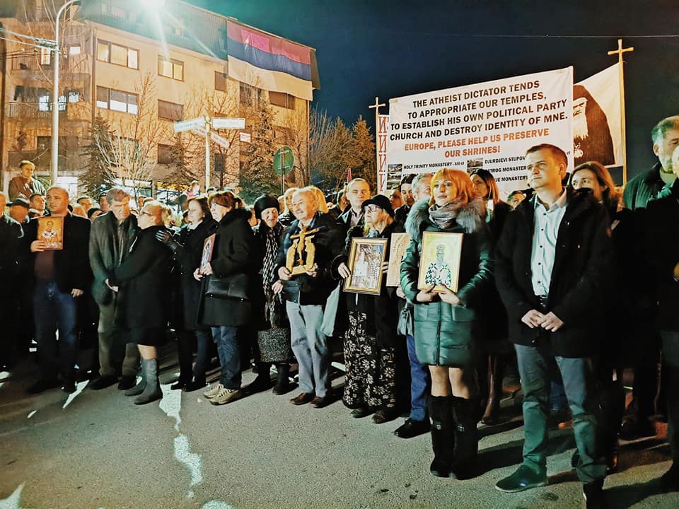 Још осам пљеваљских лекара придружило се подршци СПЦ (ФОТО)